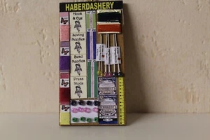 PUPPENHAUS (Kurzwarenbrett - Bild 1 von 1