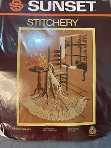 VTG USA 70s SUNSET STITCHERY Cosy Corner #2696 Embroidery Kit SEWING CRAFT Wool - Picture 1 of 10