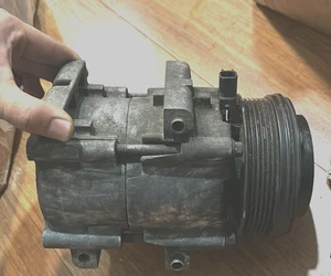2007-2010 Ford Mustang Air Conditioning A/C AC Compressor - Picture 1 of 4