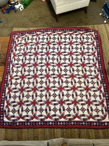 Better Homes & Gardens Red White And Blue Quilt Printed Used - Picture 1 of 5