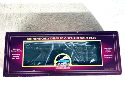 R50B Express Reefer Car: Chesapeake & Ohio (C&O) #379 (MTH #20-94137, O Gauge) - Image 1 of 4