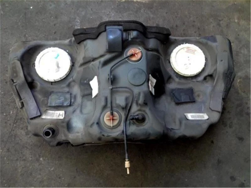 MAZDA RX-8 SE3P Genuine Fuel Tank P70300-23000181 - Image 1 of 1