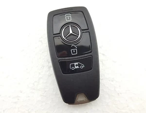 MERCEDES SPRINTER, Etc. 3 Button Smart Key Fob - DM4 (Tested) - Picture 1 of 3