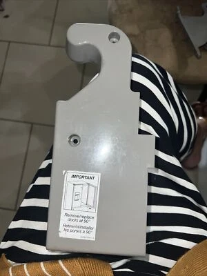 WHIRLPOOL W10902031 Bottom Mount  Door Refrigerator Cover W20709741 W10702102 - Image 1 of 3