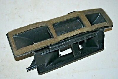 Volkswagen CC 2009-2012 microfiltro de aire guía de aire calentador de aire fabricante de equipos originales Foto 1 de 4