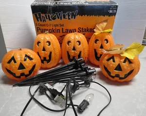 Halloween Pumpkin Blow Mold Lawn Stakes 5 Count Light Set Indoor/Outdoor Orange - Picture 1 of 16