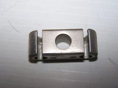  Suzuki 57452-31010 PIEZA, EXTREMO CABLE FRENO GT550 GT750 Foto 1 de 2