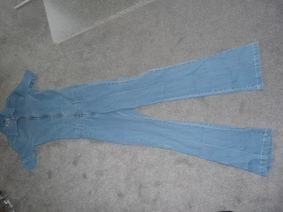 Jeansoverall Kurzarm Schlag neuwertig hellblau Fa.Suzie Gr. S - Bild 1 von 4