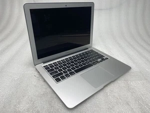 Apple MacBook Air A1466 2015 Core i5-5250U 1.6GHz 8GB RAM 251GB SSD Good - Zdjęcie 1 z 9