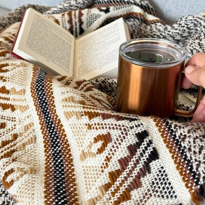 Handwoven Soft and Warm Heavy Thick Llama wool Throw Blanket Couch Sofa Cover - Picture 1 of 10