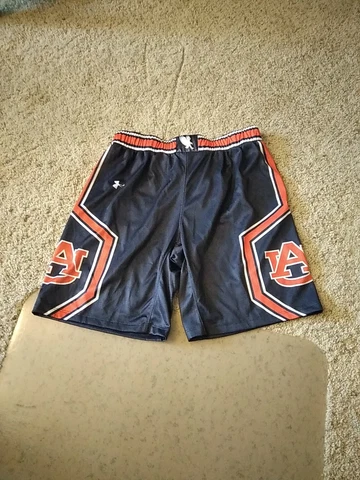 Men's Under Armour Navy Auburn Tigers Replica Basketball Short MEDIUM Cover
