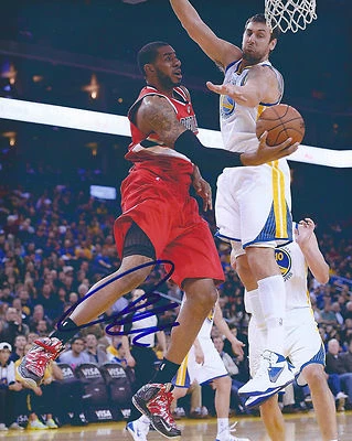 Foto de baloncesto autografiada firmada por LAMARCUS ALDRIDGE Trail Blazers #12 de Portland Foto 1 de 2