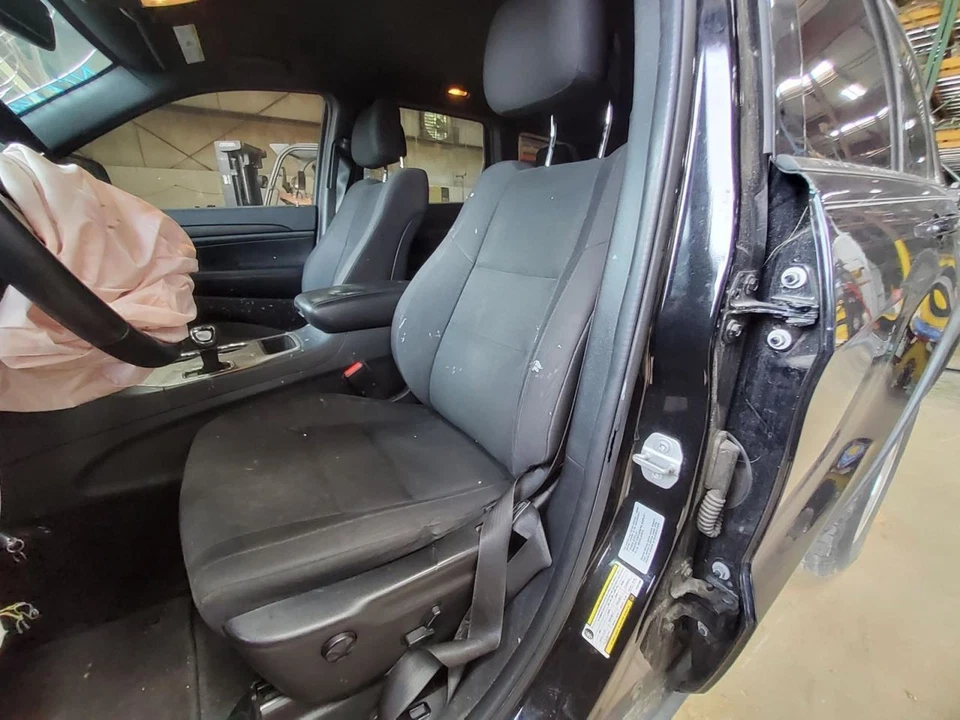Driver Front Seat  Fits 14-22 GRAND CHEROKEE 443389 Foto 1 de 1