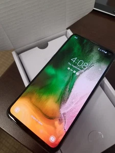 Samsang Galaxy S10e 128Go Noir débloqué pour toutes les cartes SIM !! - Photo 1 sur 9