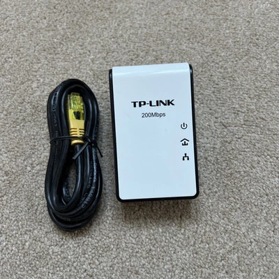 TP-Link 200Mbps TL-PA211 AV200 Mini Powerline Adapter - Image 1 of 4