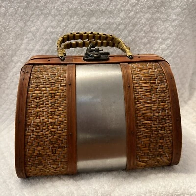 Vintage Rattan And Stainless Steel Clam Shell Purse - Image 1 of 4