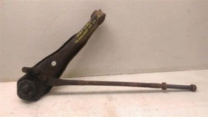 Passenger Right Front Lower Control Arm for 75-80 Ford Granada - Picture 1 of 12