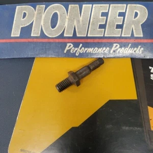 Pontiac V8 - One Single Engine Cylinder Head Rocker Arm Stud Pioneer RM-357 - Picture 1 of 4