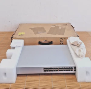 Neu Cisco Meraki MS125-24P-HW 10G L2  370W PoE Switch New other box in bad cond - Afbeelding 1 van 1