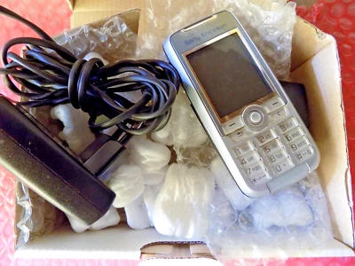 SONY ERICSSON K700i - Immagine 1 di 4