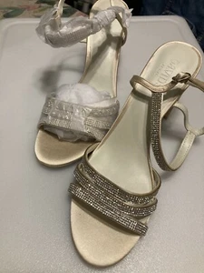 David’s Bridal Shoes - Picture 1 of 6