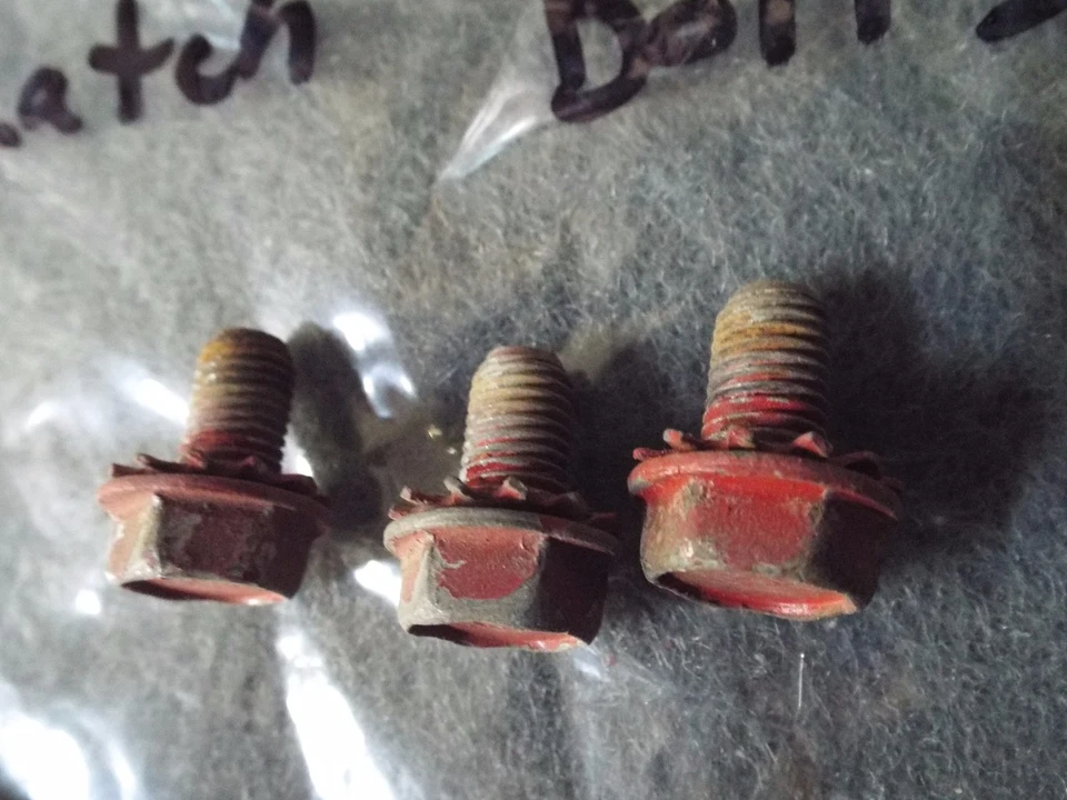 Cierre de tapa de maletero 1961 1962 1963 Ford Thunderbird 61 62 63 T-Bird TBird Foto 1 de 4