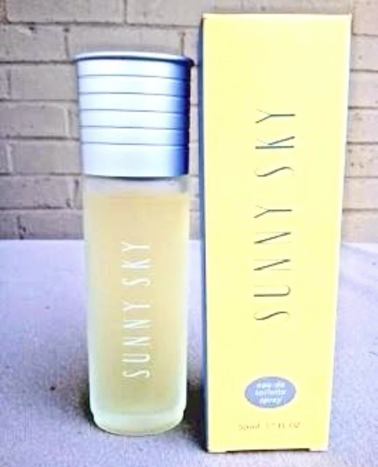 Avon SUNNY SKY eau de toilette spray 50 ml / 1,7 fl oz nuevo en caja DE COLECCIÓN 1996 Foto 1 de 1