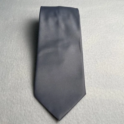 Geoffrey Beene Neck Tie Solid Gray  100% Polyester 60" X 4" - Image 1 of 4