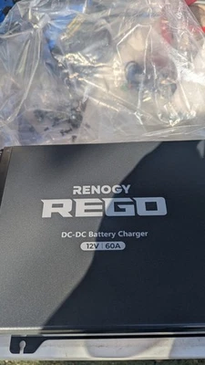 Cargador de batería Renogy REGO 12V 60A DCDC Plug Play incorporado Bluetooth Gel AGM Li Foto 1 de 4