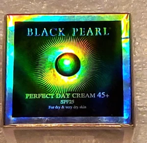 Dead Sea Black Pearl Perfect Day Cream 45+ SPF 25 - 50 ml / 1.7 fl.oz - Picture 1 of 2