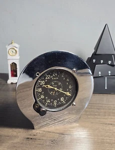 Reloj de aviación vintage Waltham USN 8 días cuerda fecha civil con soporte funcionando - Imagen 1 de 11