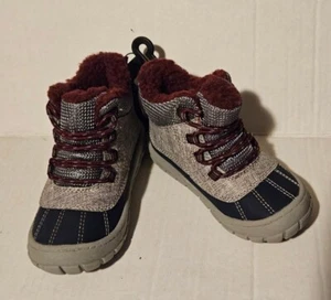NWT Plush Lined Size 8 Toddlers Boots Gray, Navy Blue, Maroon - Picture 1 of 8
