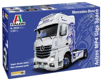 3935S – 1:24 M-B Actros MP4 Show GigaSpace, Building, Stand Model Making, Cra... - Image 1 of 4