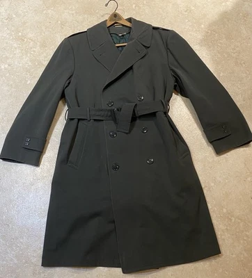 Vintage USA Military Wool Coat Mens 42R Army Green Overcoat ‘67 W Liner Dbl Brst - Image 1 of 4