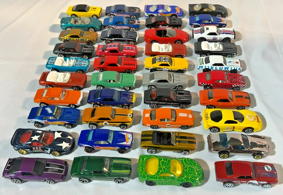 风火轮 Camaros Your Choice 宽松 - '67'68'69'70'93'95,Copo,Tooned,Z28 — 第 1/1 张图片