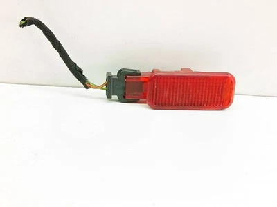 Otra luz interior trasera derecha audi a6 s6 c5 4b 1998 ust129478 Foto 1 de 4