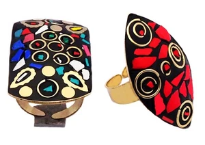 Anillos grandes tibetanos ajustables chapados en oro mezcla piedras preciosas 2 piezas étnicas hechas a mano - Imagen 1 de 5