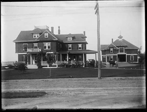 3ATE 1800s or EARLY 1900s GLASS NEGATIVE, BEAUTIFUL HOME & BARN, #2 UKNOWN LOCAL - Picture 1 of 2