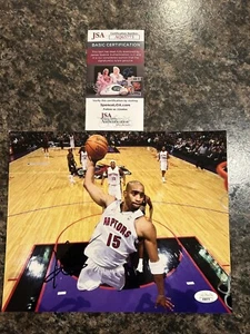 FOTO VINCE CARTER FIRMATA AUTOGRAFATA TORONTO RAPTORS HOF 8X10 JSA - Foto 1 di 2