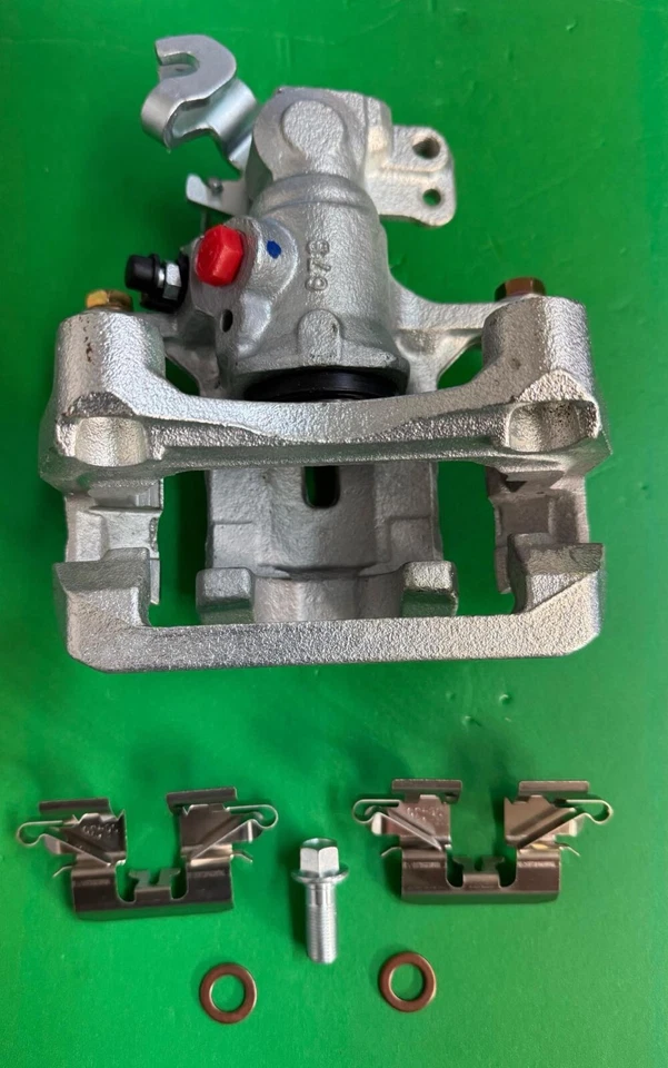 Pinza de freno trasera izquierda con soporte para Ford Fusion Lincoln MKZ 2006-2012 Mazda 6 Foto 1 de 4