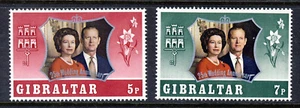 GIBRALTAR Queen Elizabeth II 1972 Royal Silver Wedding Set SG 306 & SG 307 MINT - Picture 1 of 2