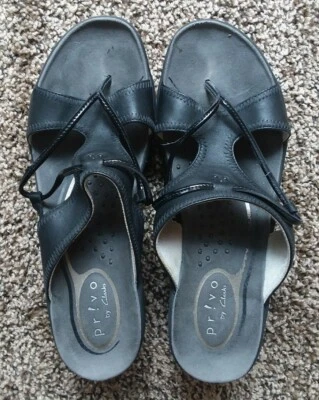 Sandalias de Tanga PRIVO by Clarks Negras Gris Cuero Chanclas Cuña para Mujer 8.5 M Foto 1 de 4