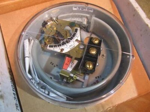 Mercoid Control DS-7231-153-6 Pressure Switch - Picture 1 of 4