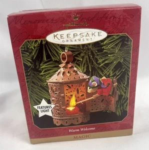 Vintage Hallmark Andenken Ornament Warm Welcome Mouse 1999 Magic Light Feature - Bild 1 von 5