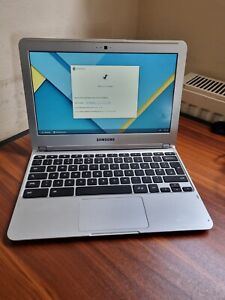 Samsung Chromebook 11.6 inch (16GB, 1.7GHz, 2GB) Notebook + FAST UK 🇬🇧 POST!