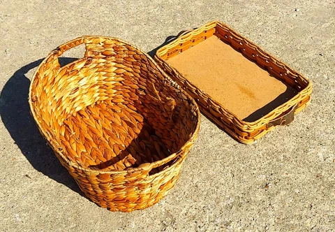 2 Baskets, PYREX 233 Casserole Dish Tray  15x10x2.5 & Laundry Style 17x12x7 Cover
