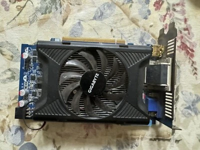 Gigabyte GV-R6750C-1GI Graphics Card AMD Radeon HD6750 1GB GDDR5 - Image 1 of 3