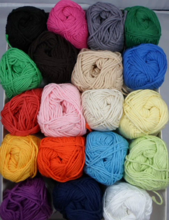 Lagerräumung ! 50 gr Tonja Schulgarn-Häkelgarn-Topflappengarn in 20 Farben - Bild 1 von 1