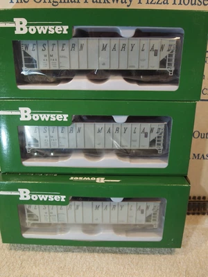 BOWSER H.O. WESTERN MARYLAND 100ton HOPPER CARS GREY LOT OF 3 DIFF.No's - Image 1 of 2