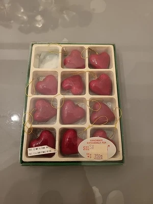 Лот из 11 винтажных рождественских украшений Silvestri с яблочными сердцами из эмалированной пены 1 дюйм мини - Изображение 1 из 4